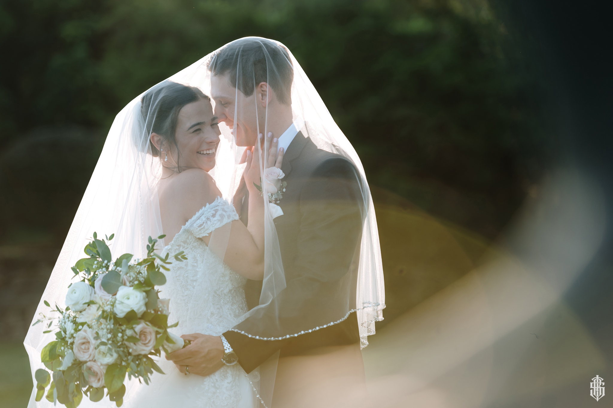 Saint Clement's Castle wedding photographer capturing a candid moment during the reception at Saint Clement's Castle, Portland CT by Bruno Sauma