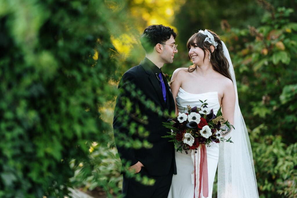 Artistic photo of the couple at Bill Miller's Castle - Bruno Sauma Photography. 