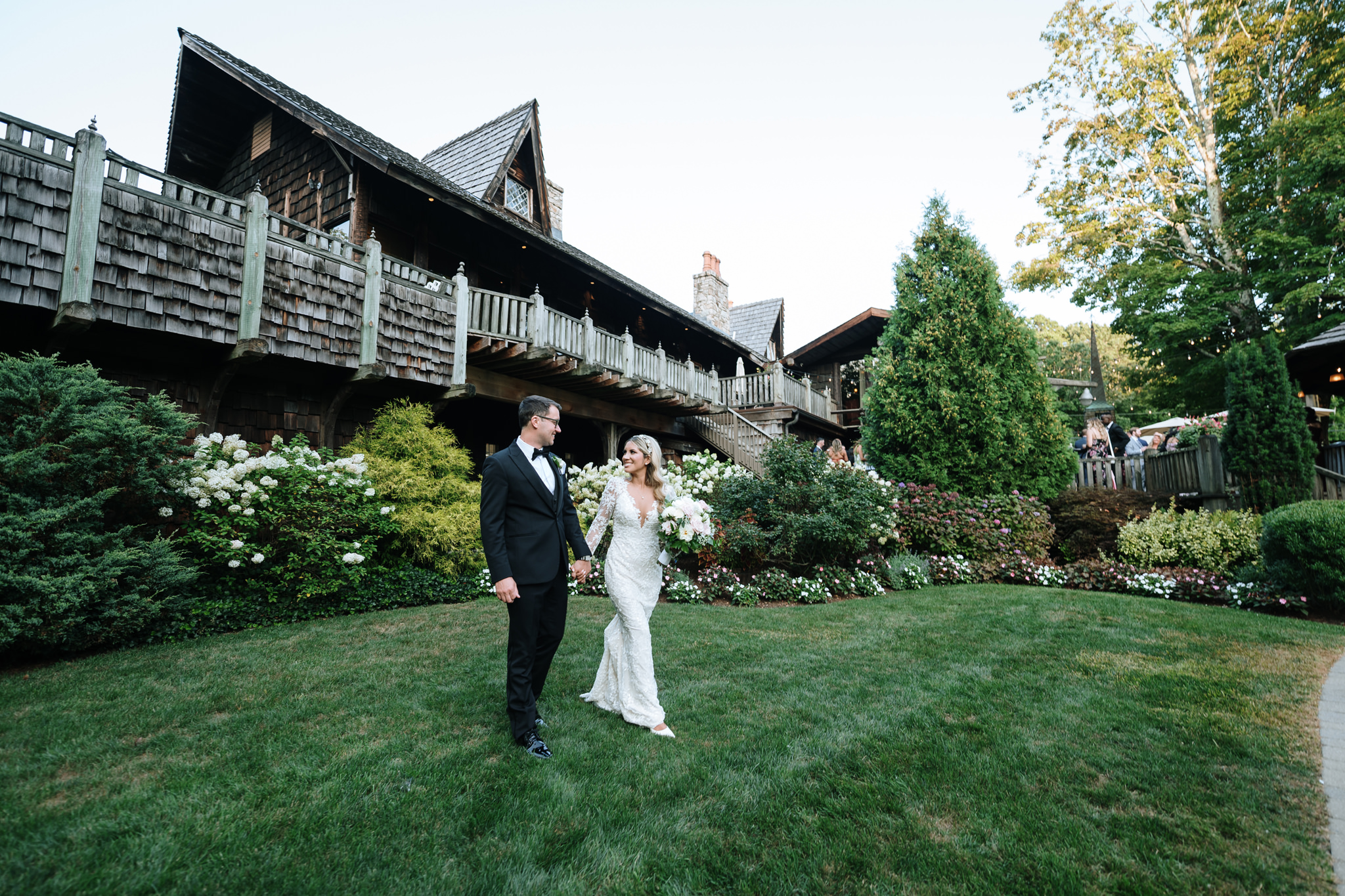 Afternoon bridal portraits at Bill Miller's Castle - Bruno Sauma Photography