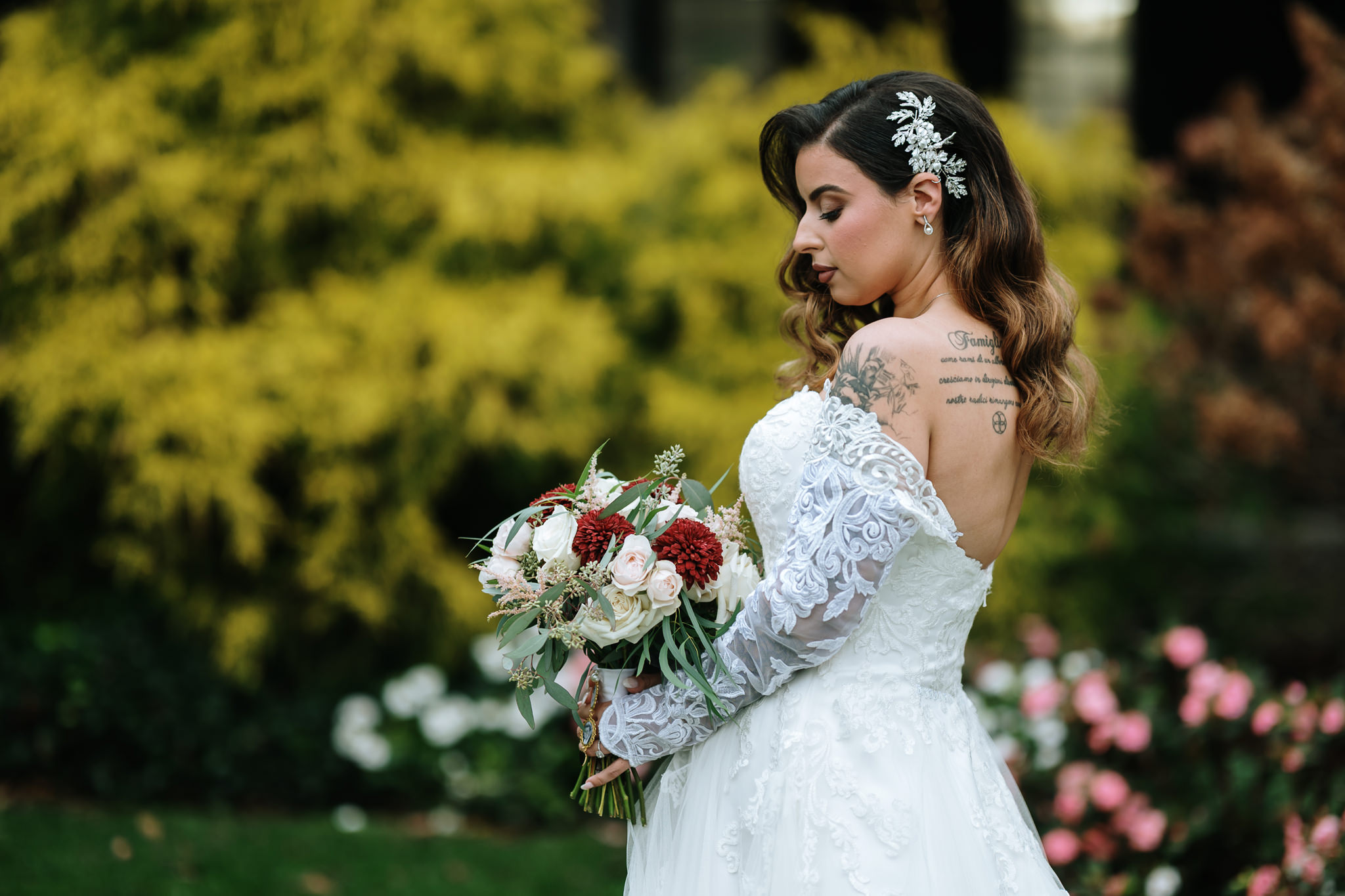 Beautiful picture of the bride at Bill Miller's Castle Garden, Bruno Sauma Photography