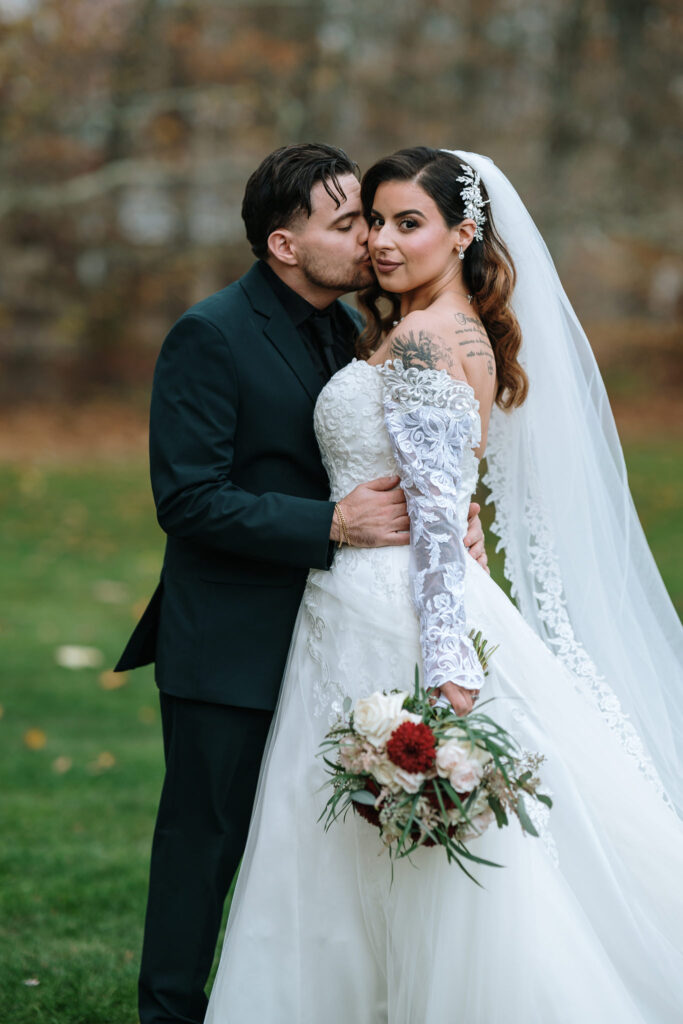 Couple portrait at Bill Miller's Castle grounds - afternoon shot - Bruno Sauma Photography 