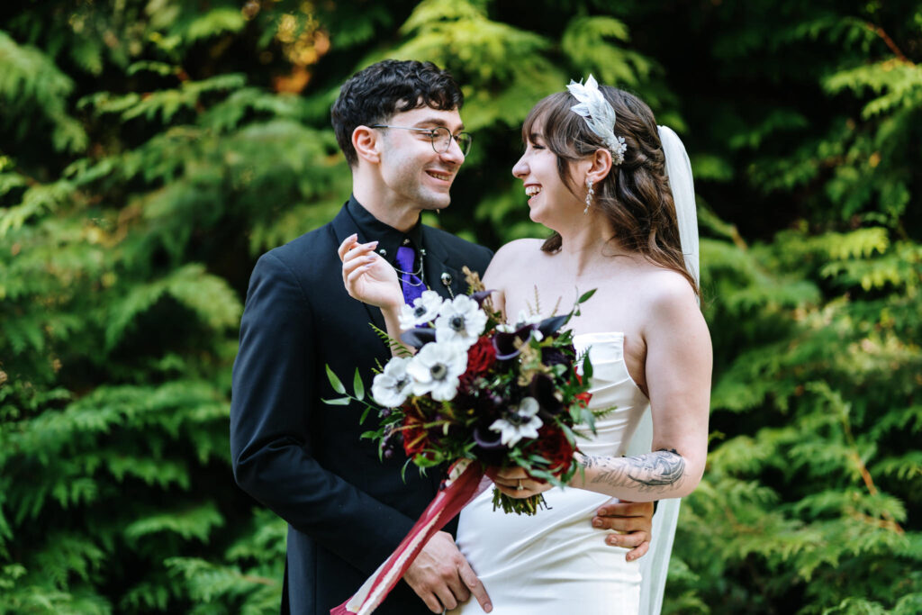 Candid moment between bride and groom at Bill Miller's Castle Garden - Bruno Sauma Photography 